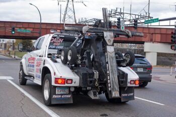 Tow Truck in Port Allen