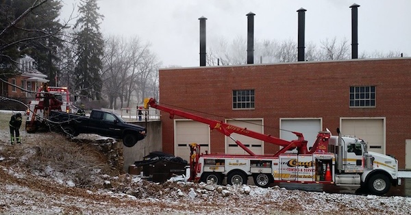 Emergency Tow Truck Denham Springs LA